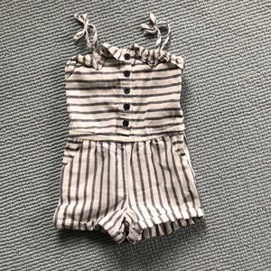 Baby Gap girls blue and white striped romper